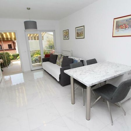 Rooms&Apartments Bella Vista Rovigno Esterno foto