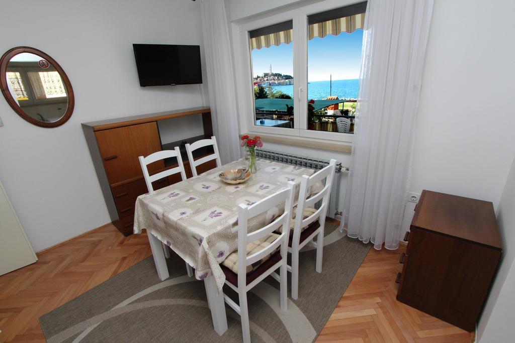 Rooms&Apartments Bella Vista Rovigno Esterno foto