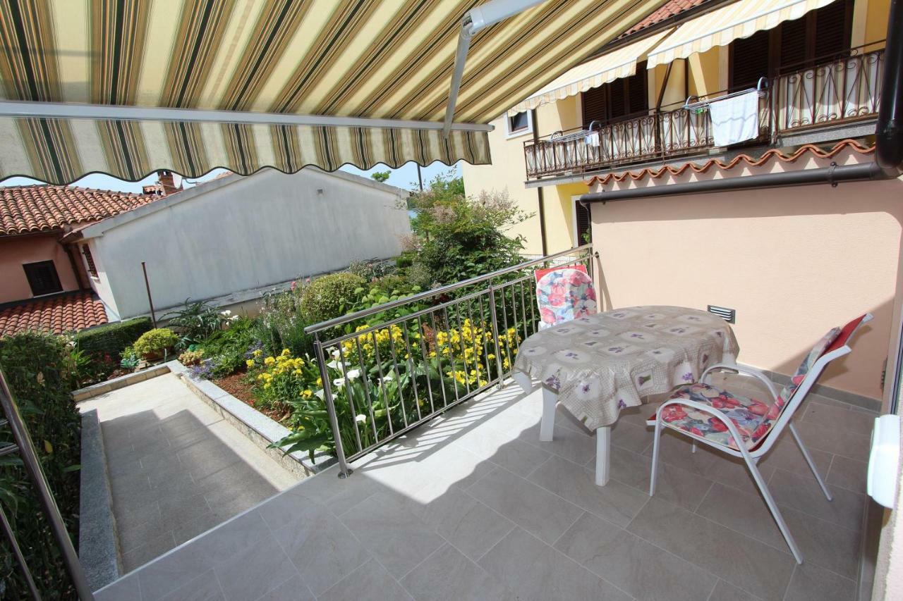 Rooms&Apartments Bella Vista Rovigno Esterno foto